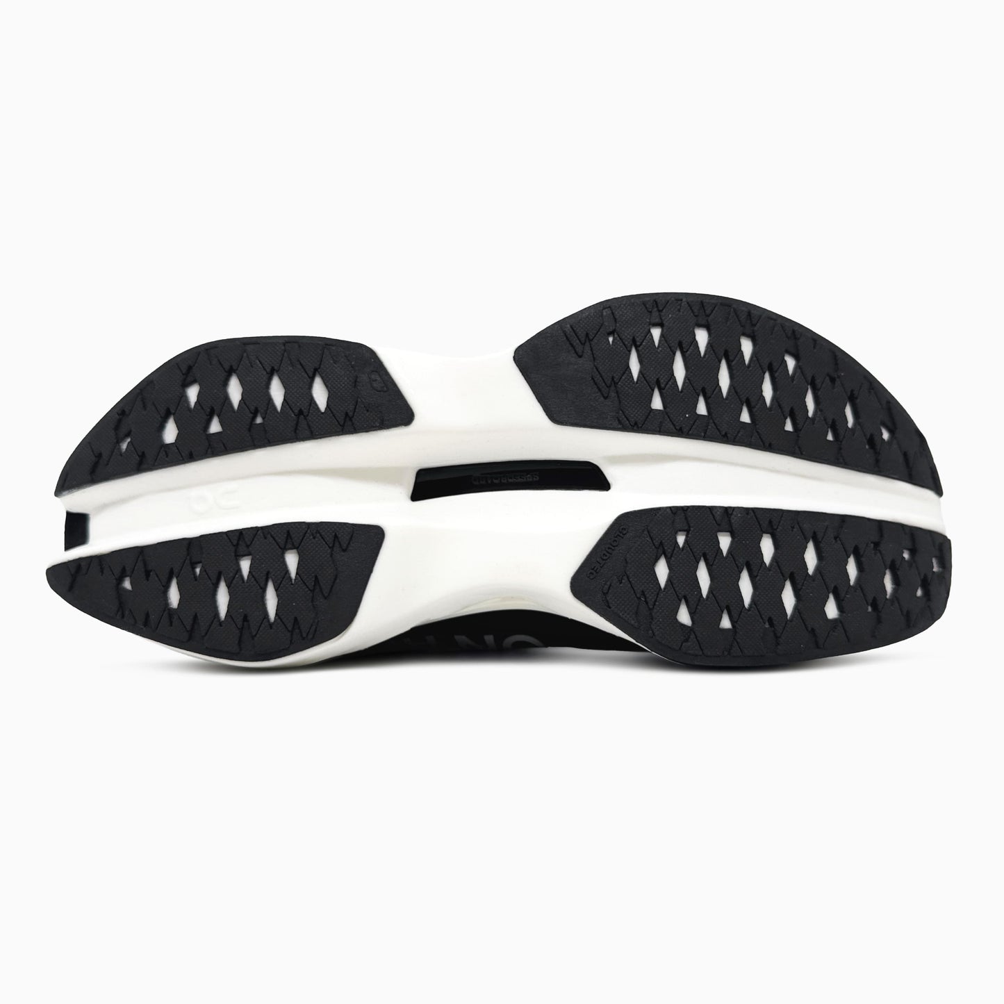 ON Cloudboom Max White Black