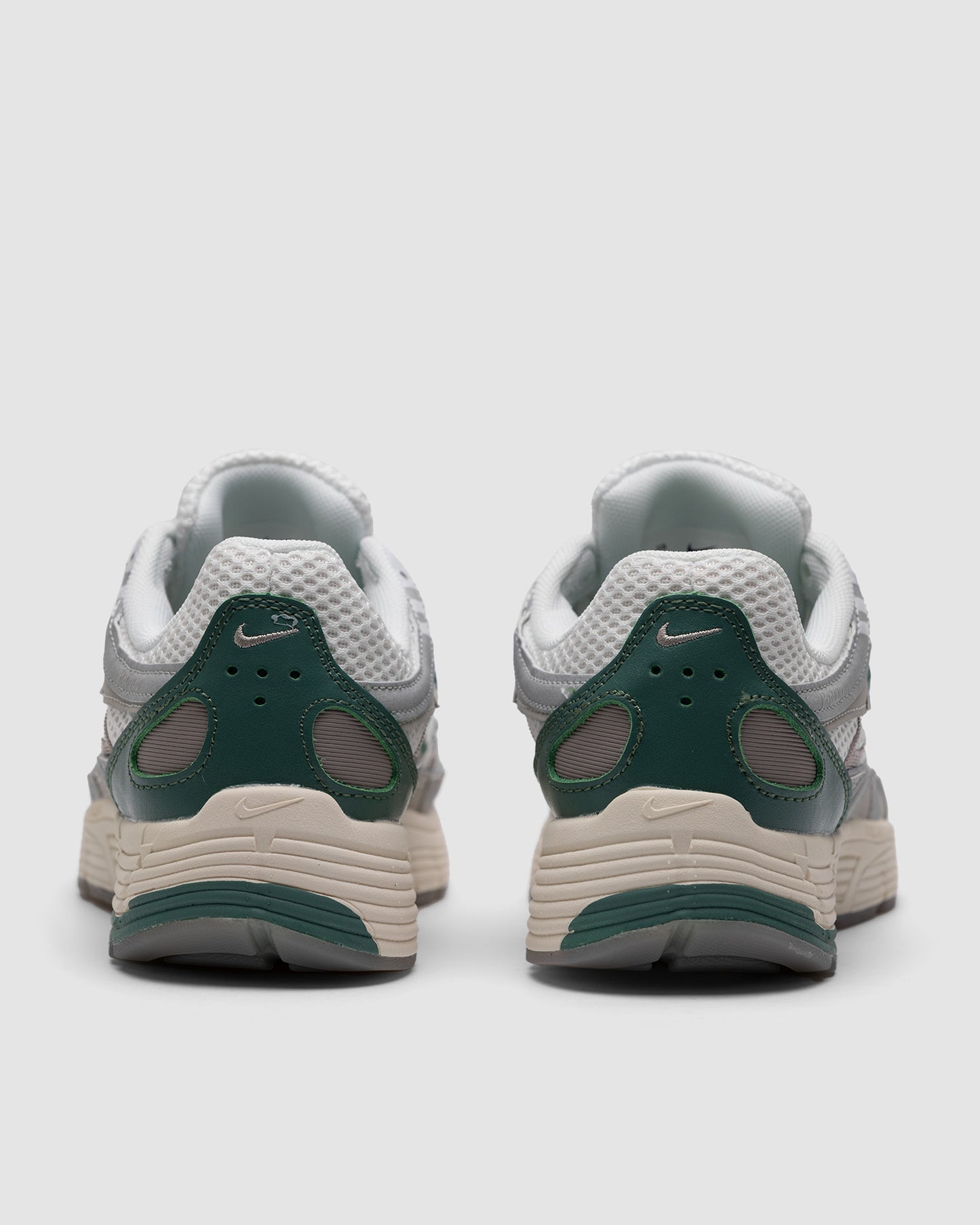 Nike P-6000 Light Bone Bicoastal Green