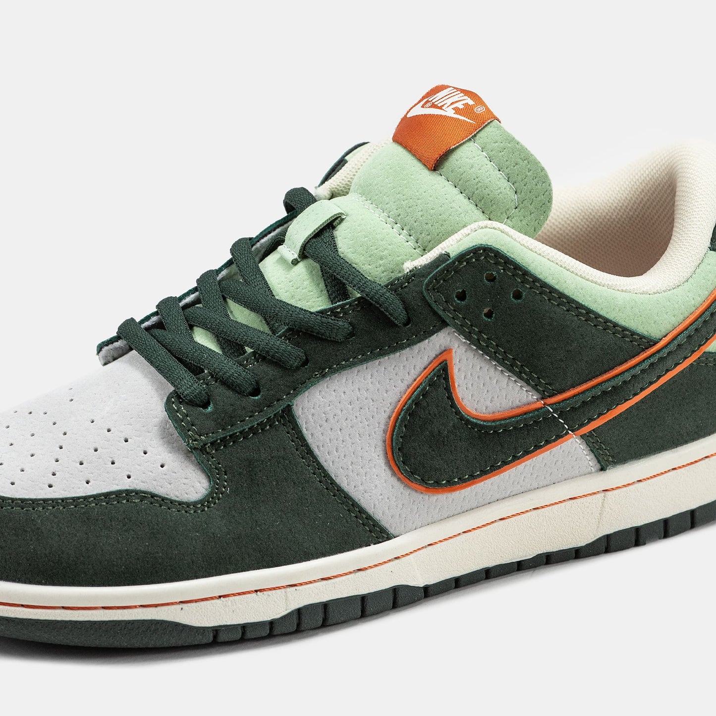 Nike SB Dunk Low Green