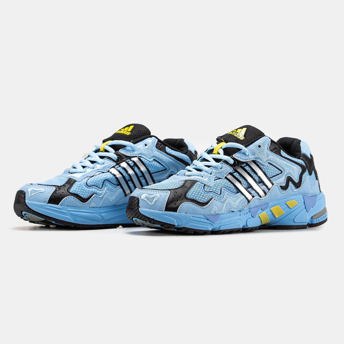Adidas Responce x Bad Bunny Blue