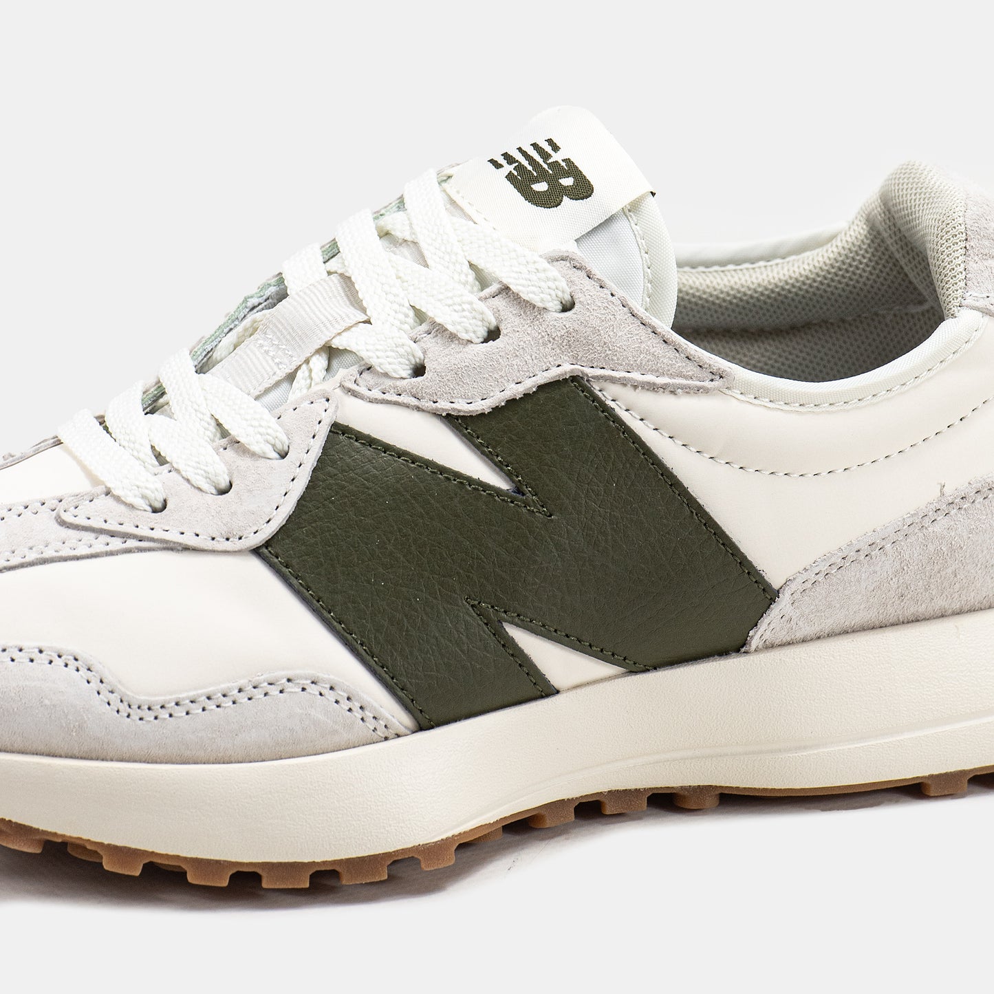 New Balance 327 Beige