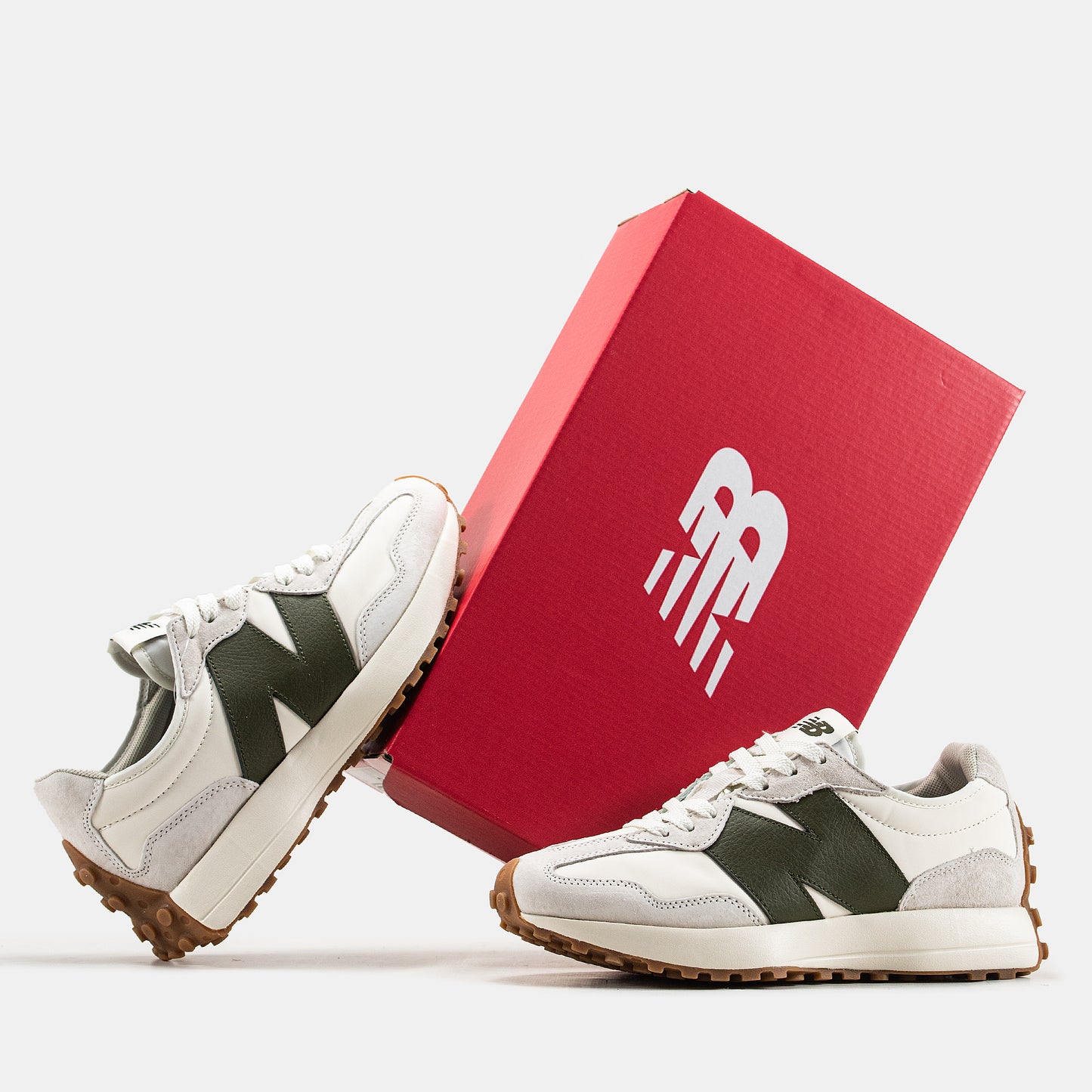New Balance 327 Beige
