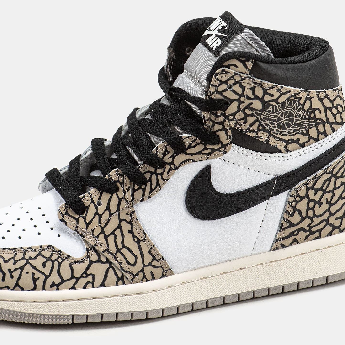 Nike Air Jordan 1 White Cement