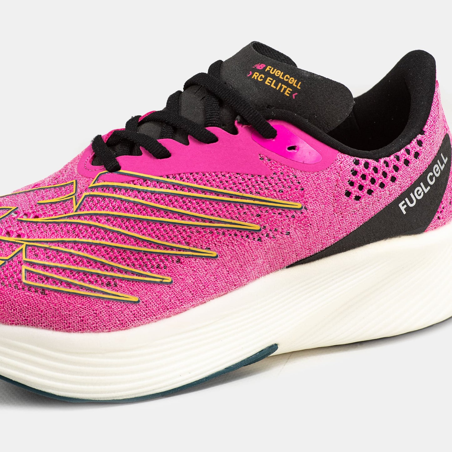 New Balance Fuel Cell RC Elite