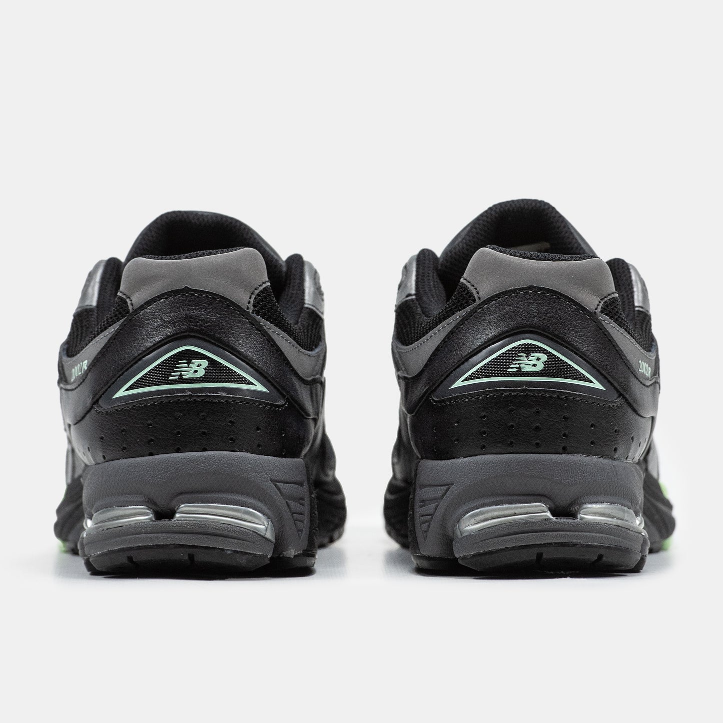 New Balance 2002R Black