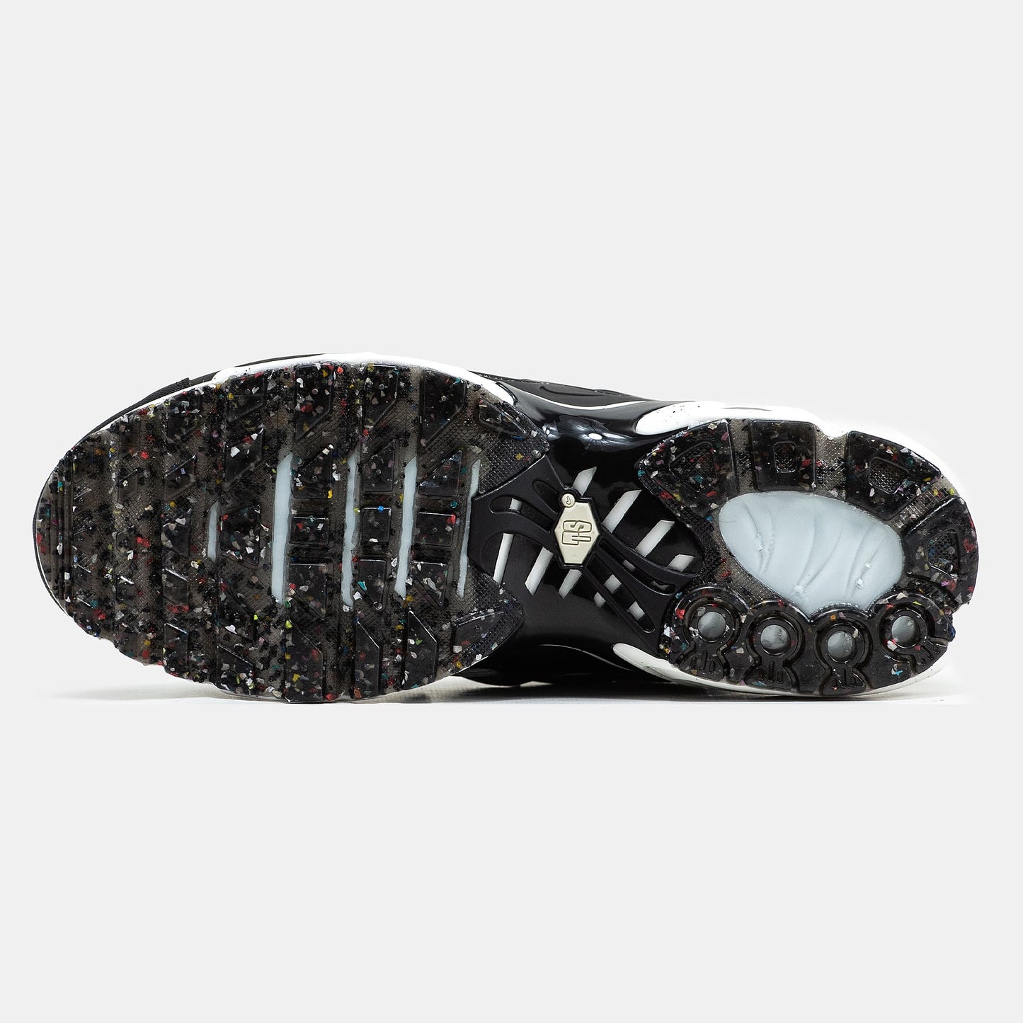 Nike Air Max TN Terrascape Black White Grey