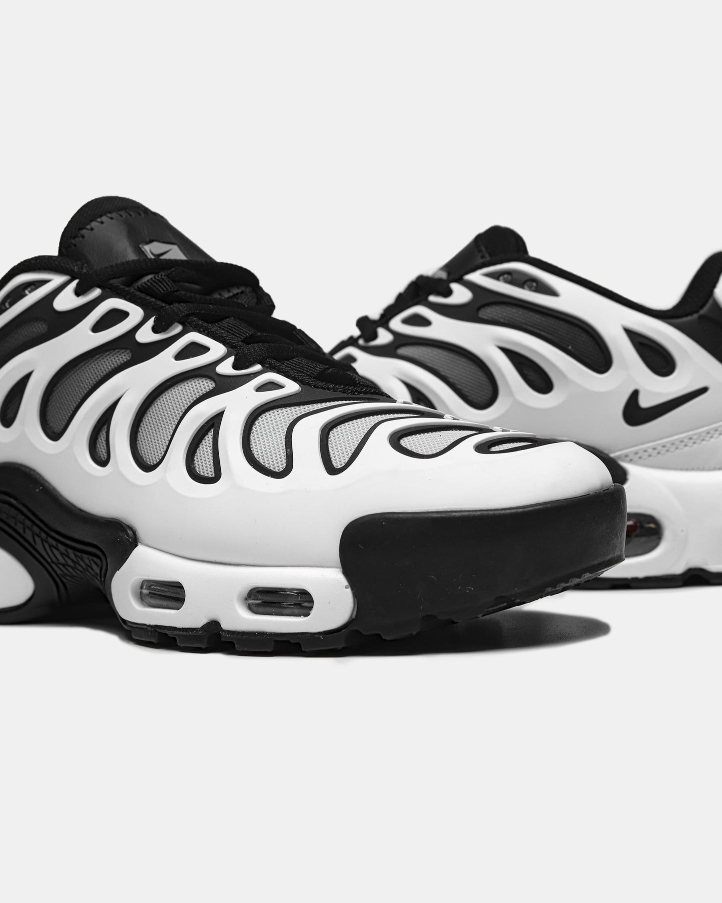 Nike Air Max Plus Drift White Silver Black