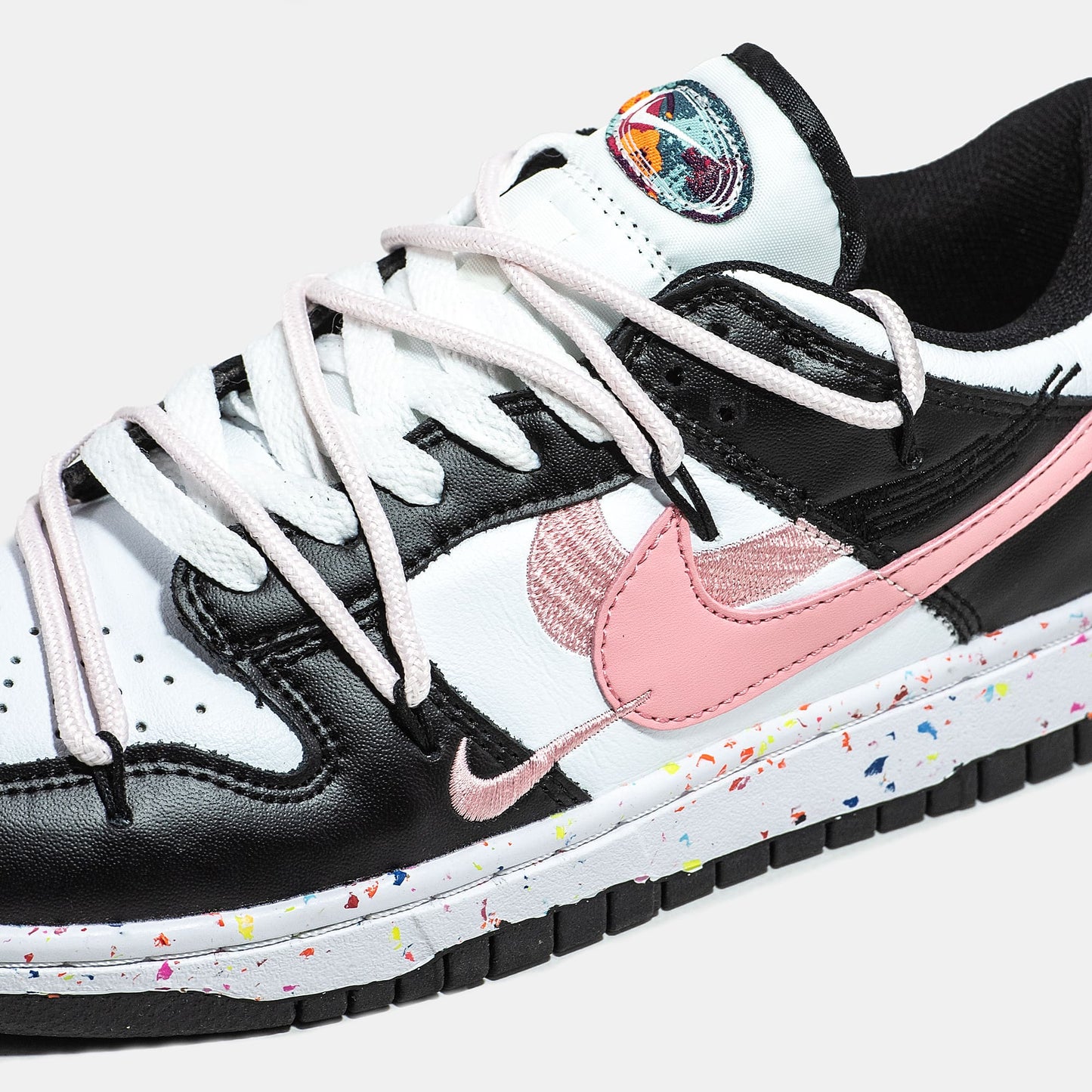 Nike SB Dunk Low Black White Pink