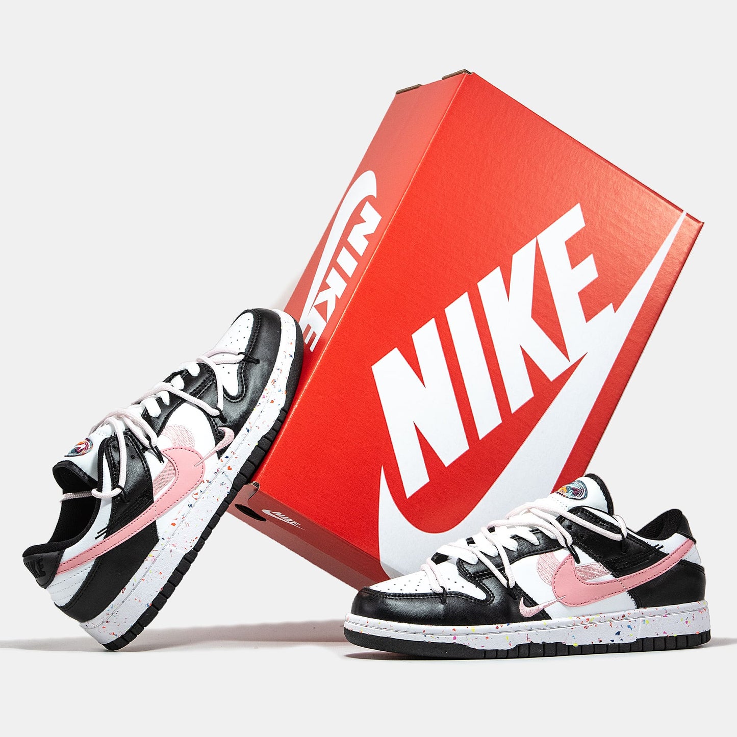 Nike SB Dunk Low Black White Pink