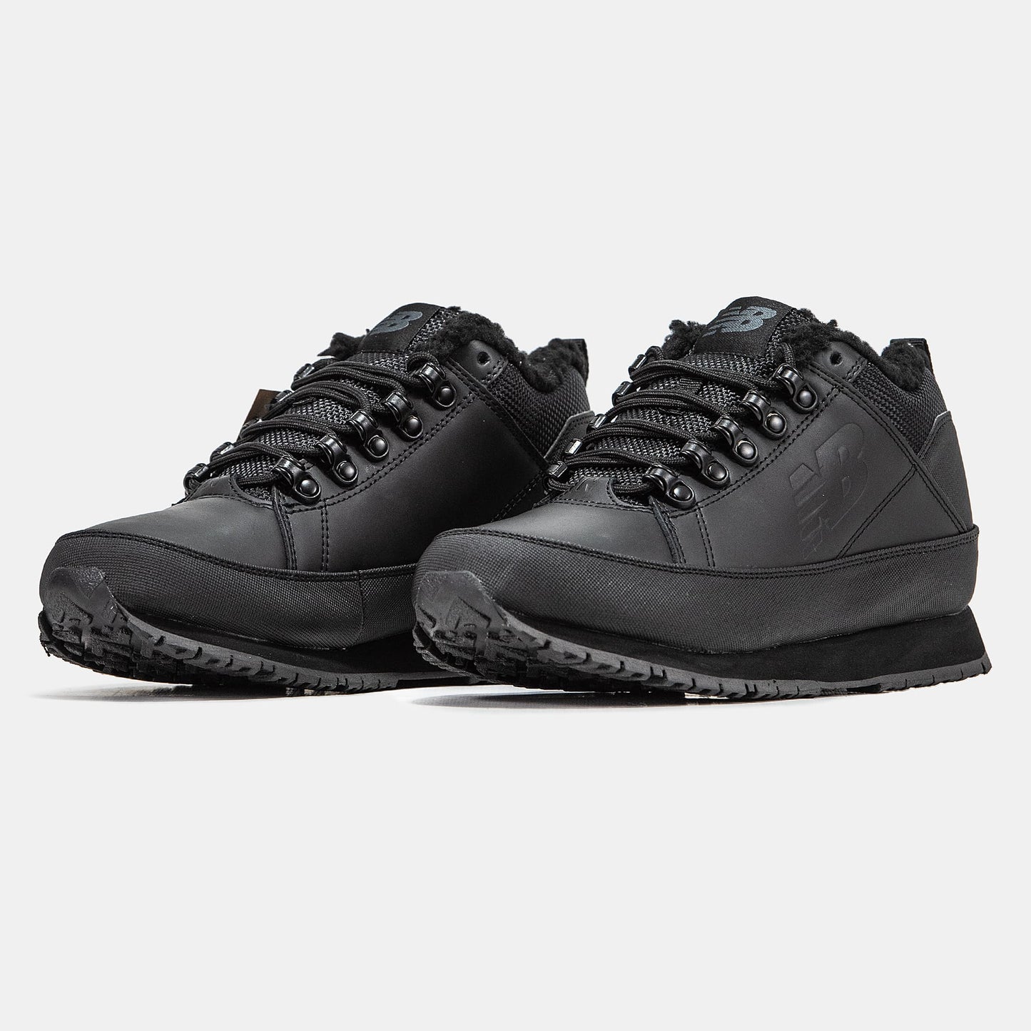 New Balance 754 All Black