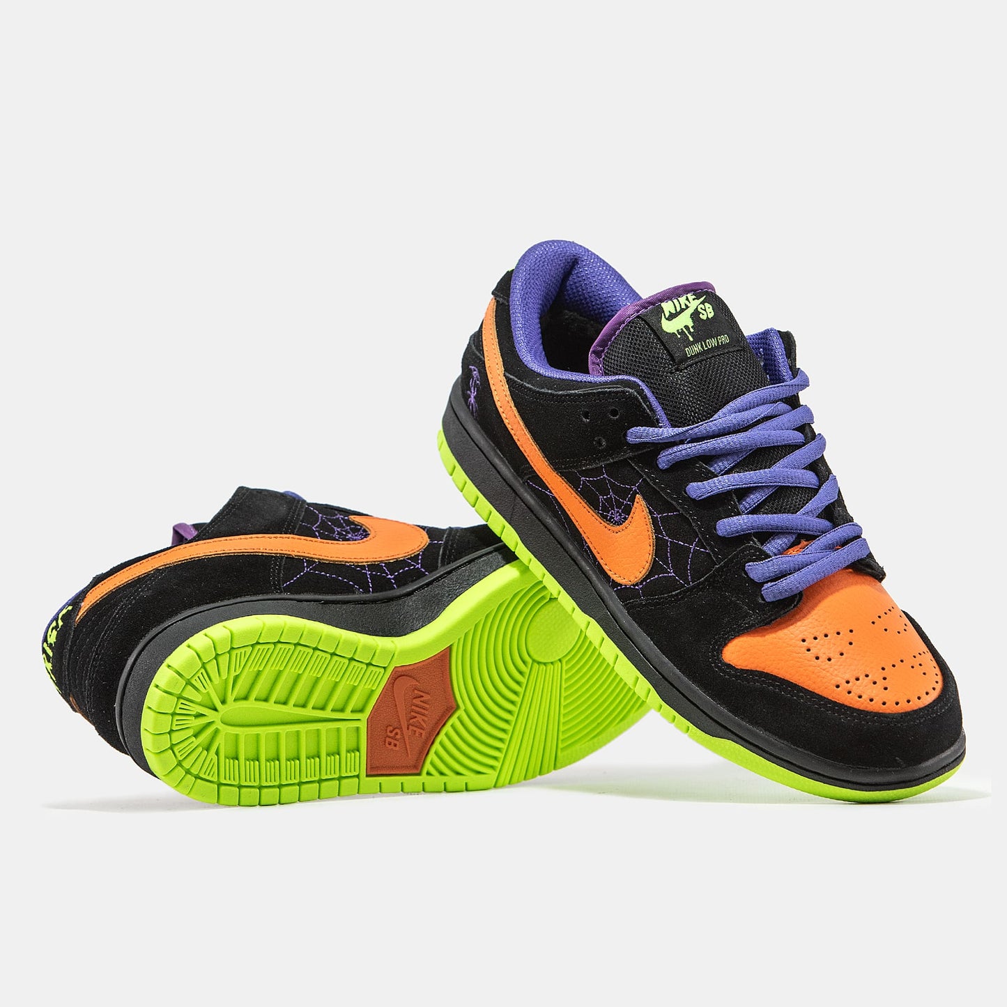 Nike SB Dunk Low Night of Mischief Halloween Winter