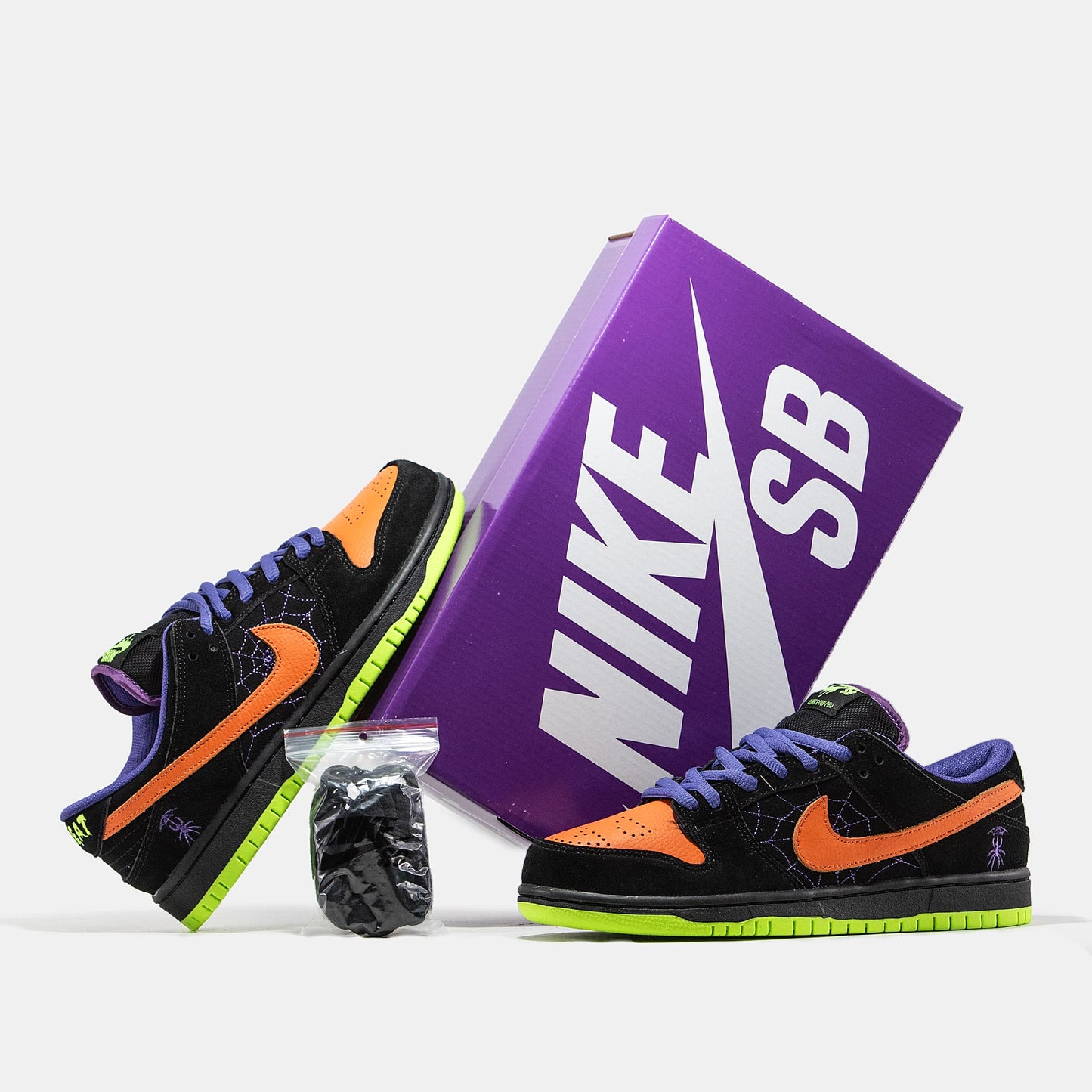 Nike SB Dunk Low Night of Mischief Halloween Winter