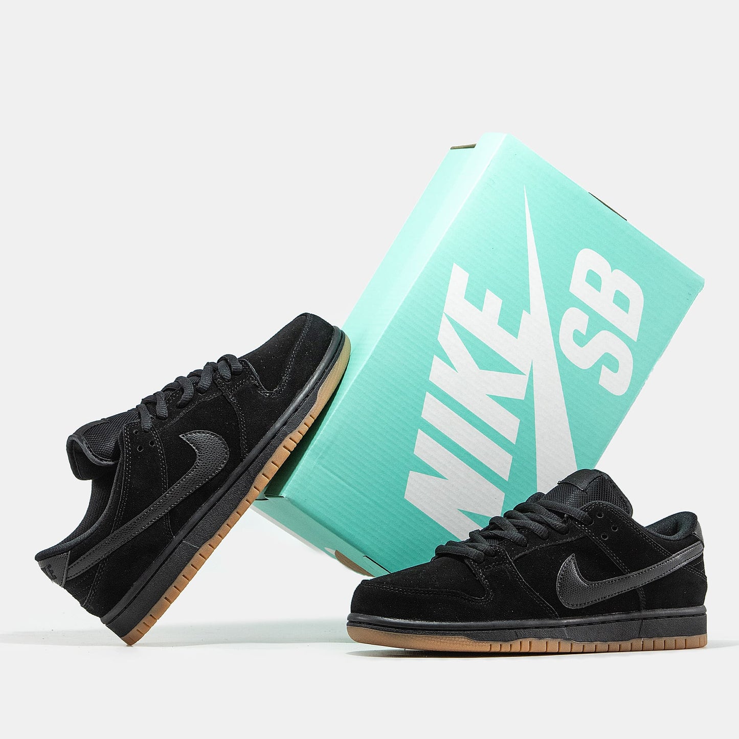 Nike SB Dunk Low Fog Winter