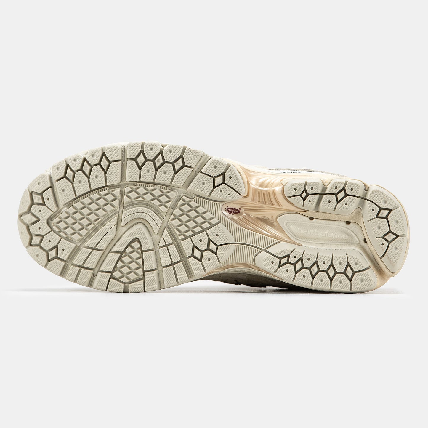 New Balance 2002R Beige