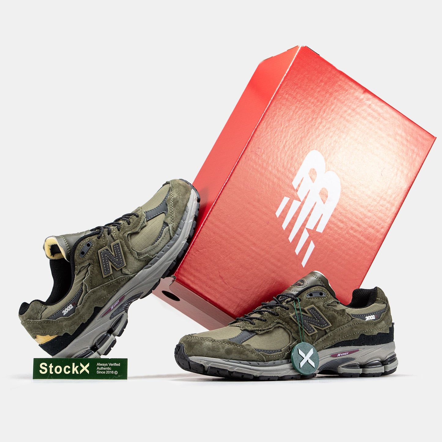 New Balance 2002R Green