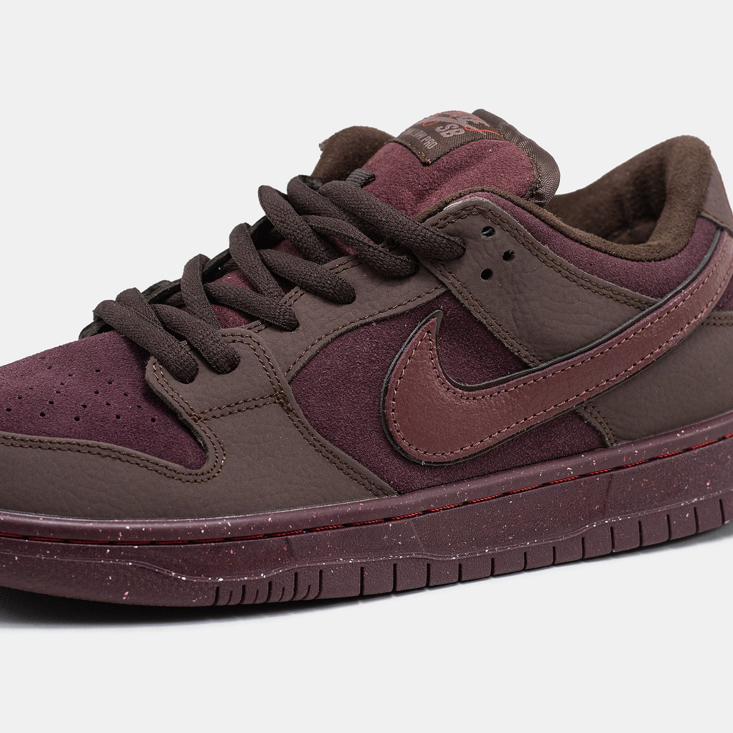Nike SB Dunk Low Bordo / City of Love Burgundy Crush