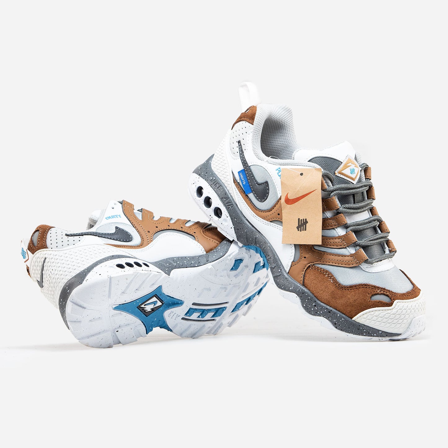 Nike Air Terra Humara x Undefeated