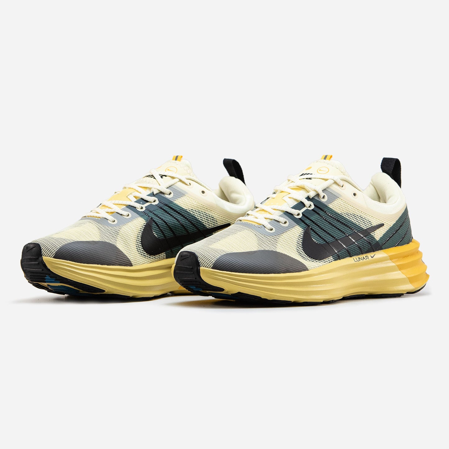 Nike Lunar Roam Beige