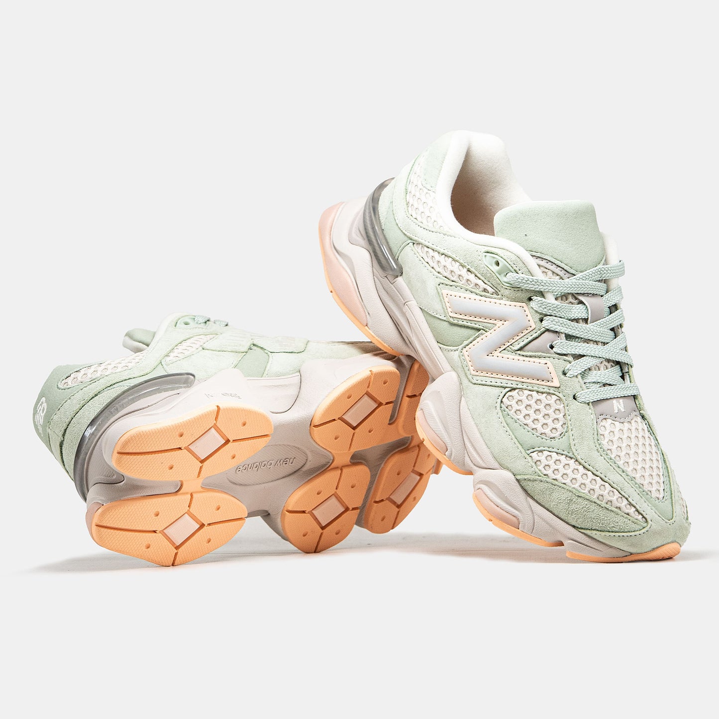 New Balance 9060 Beige Green