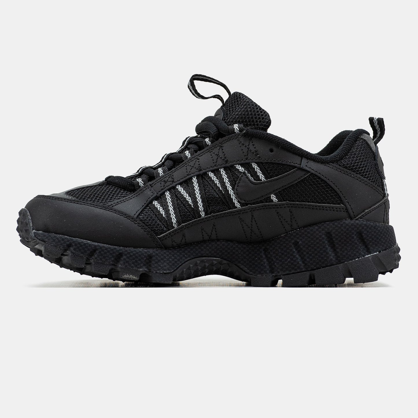 Nike Air Humara Black