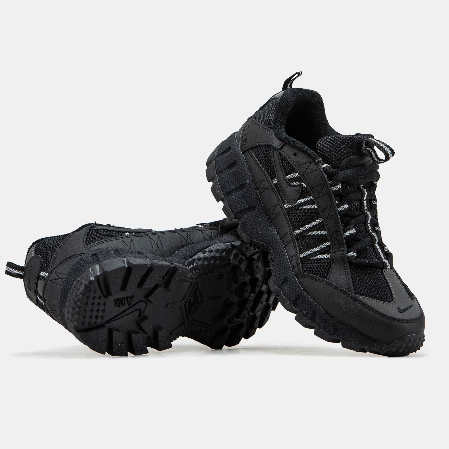 Nike Air Humara Black