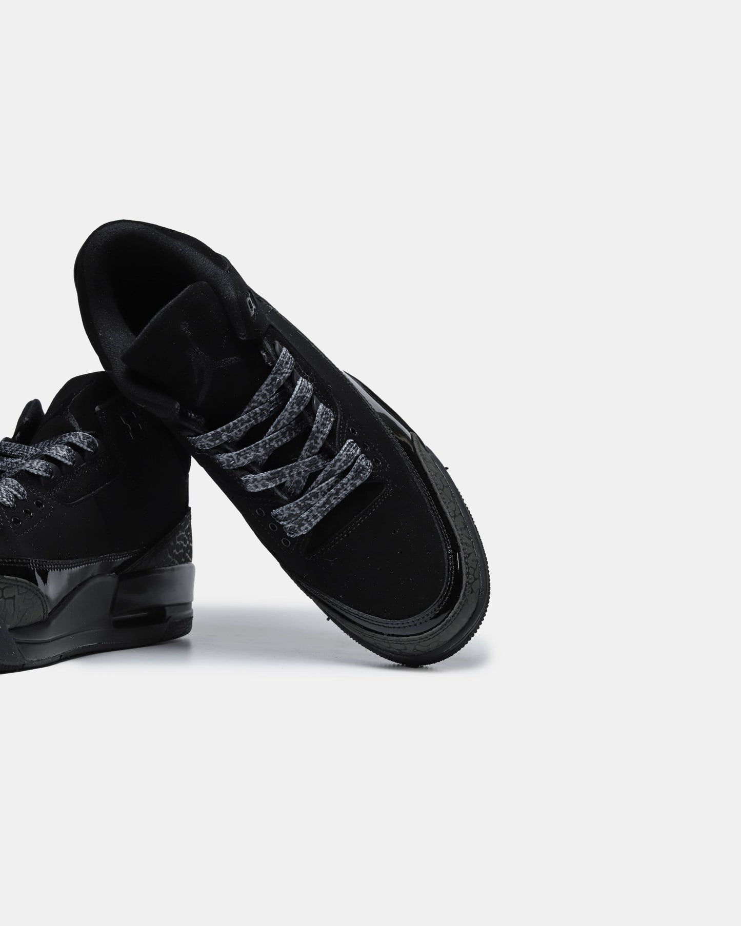 Nike Air Jordan 3 Retro 'Black Cat' 2025