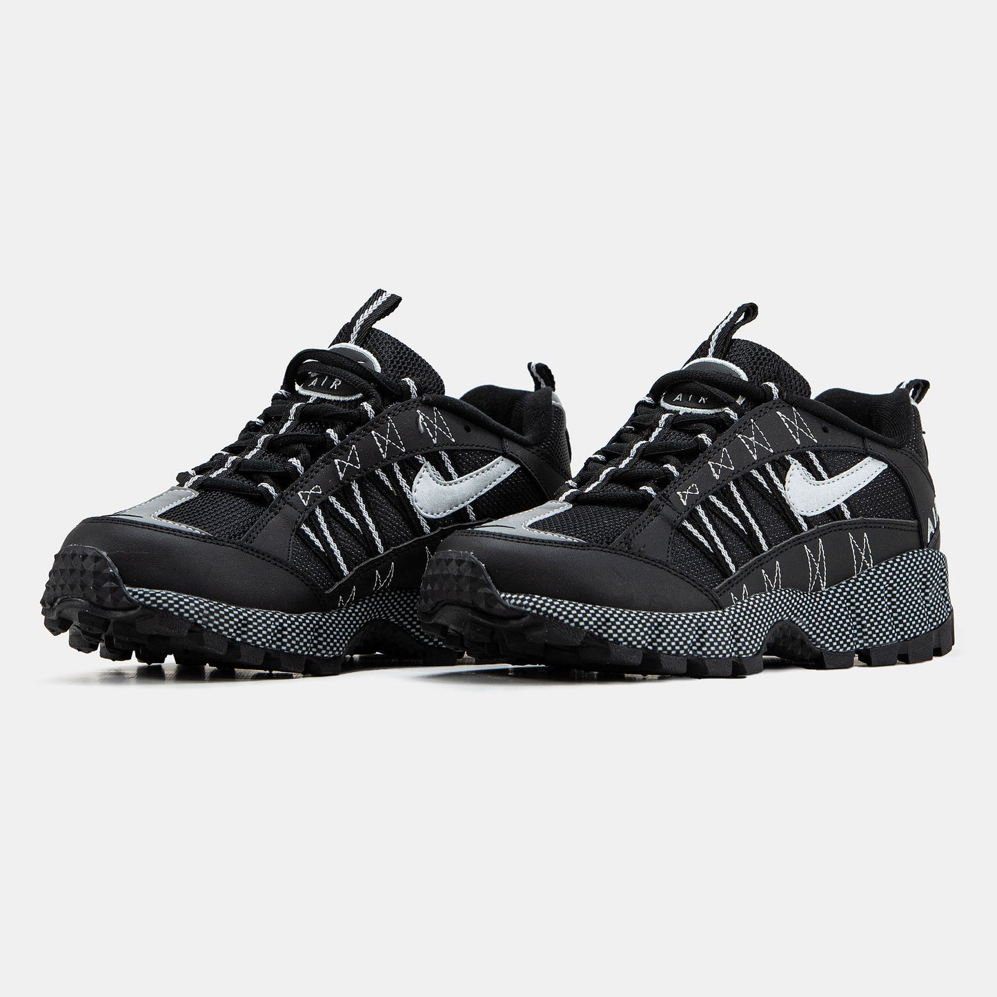 Nike Air Humara Black White