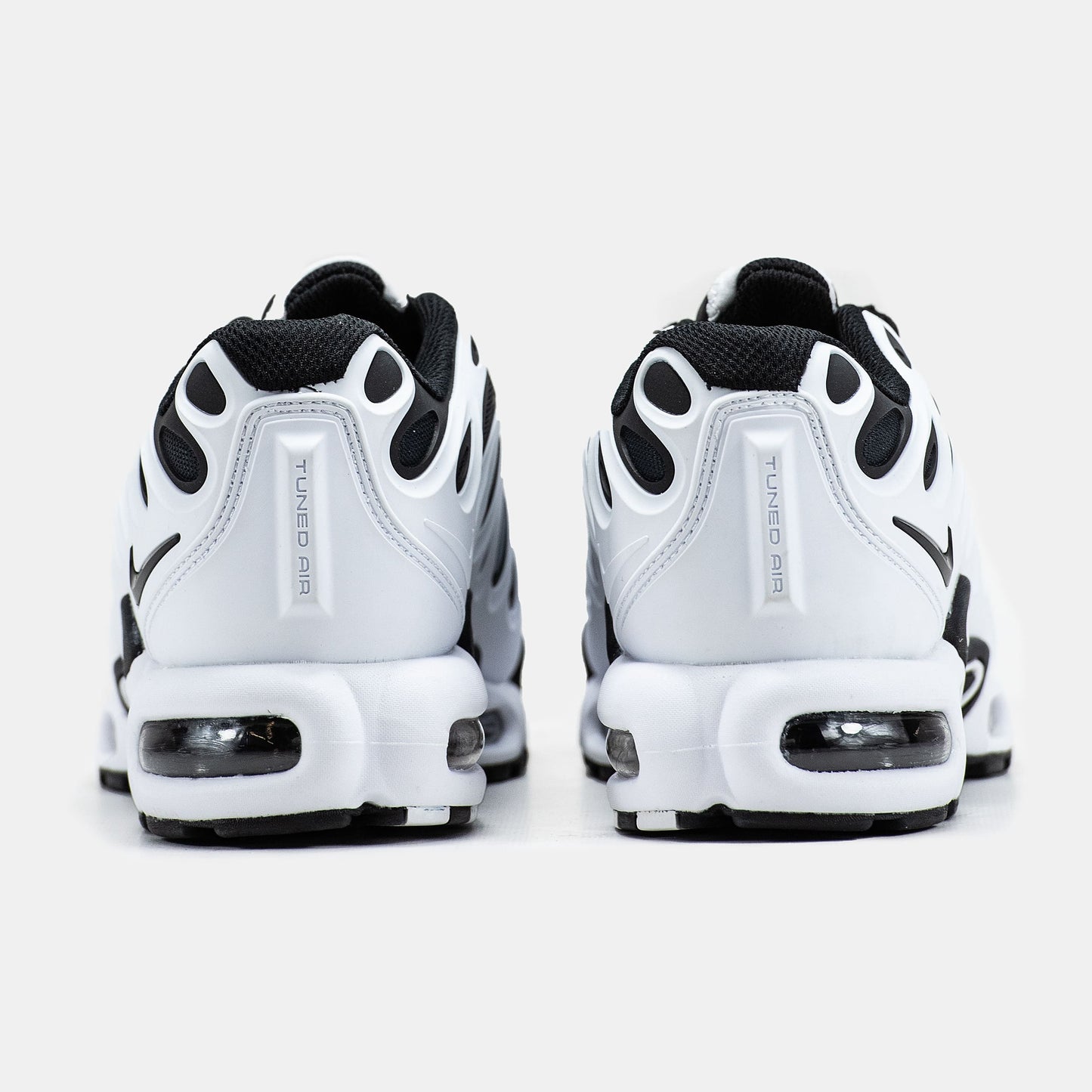 Nike Air Max Plus Drift White Black