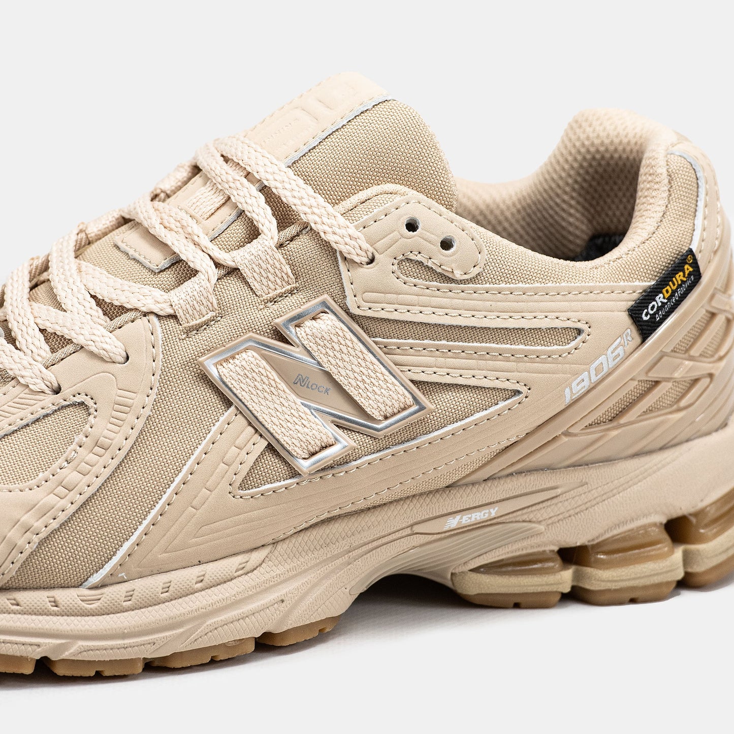 New Balance 1906R Cordura Beige