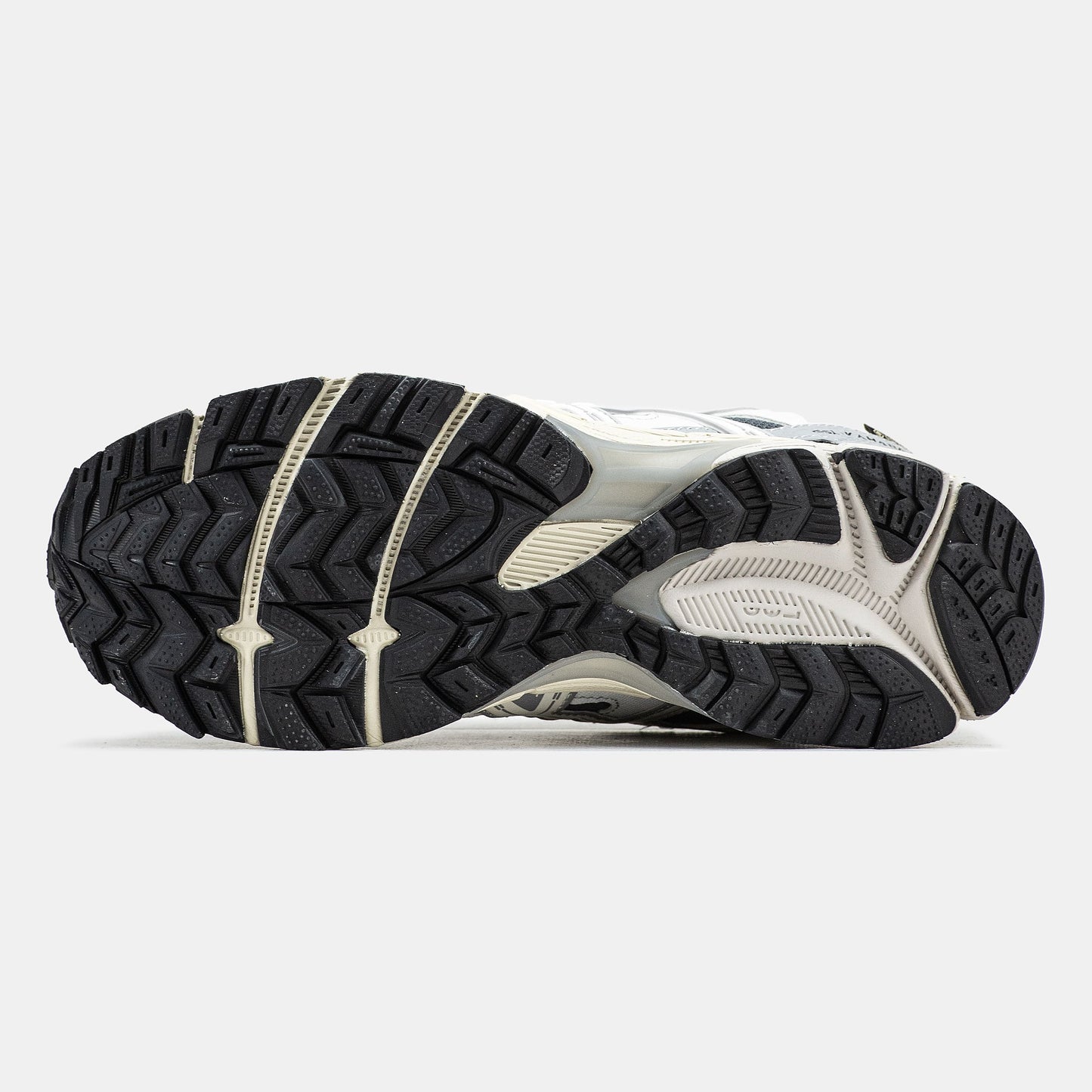 Asics Gel-Kahana 8 Gore-Tex Grey White