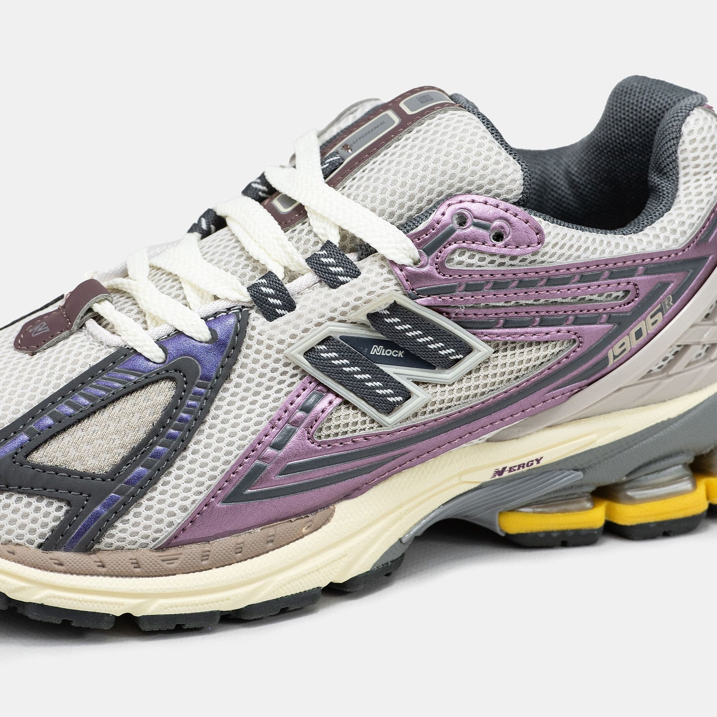 New Balance 1906R Beige Pink