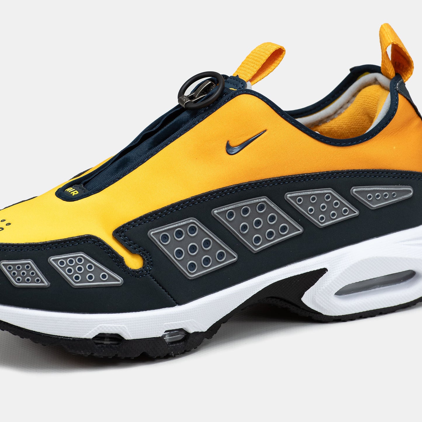 Nike Air Max SNDR Gore-Tex Orange Black / Canyon Gold Deep Ocean