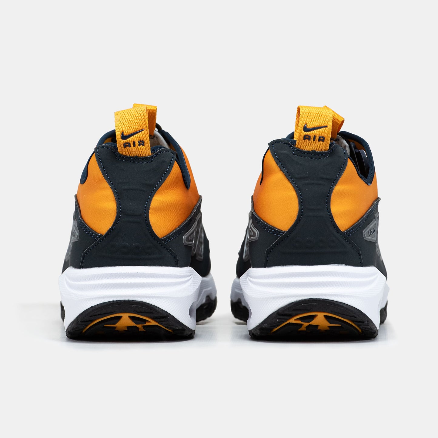Nike Air Max SNDR Gore-Tex Orange Black / Canyon Gold Deep Ocean