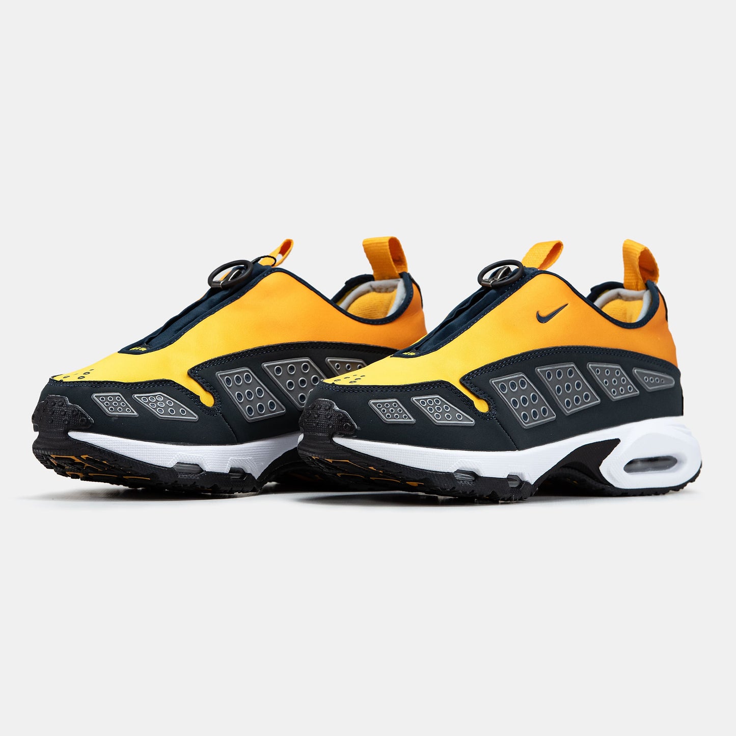 Nike Air Max SNDR Gore-Tex Orange Black / Canyon Gold Deep Ocean