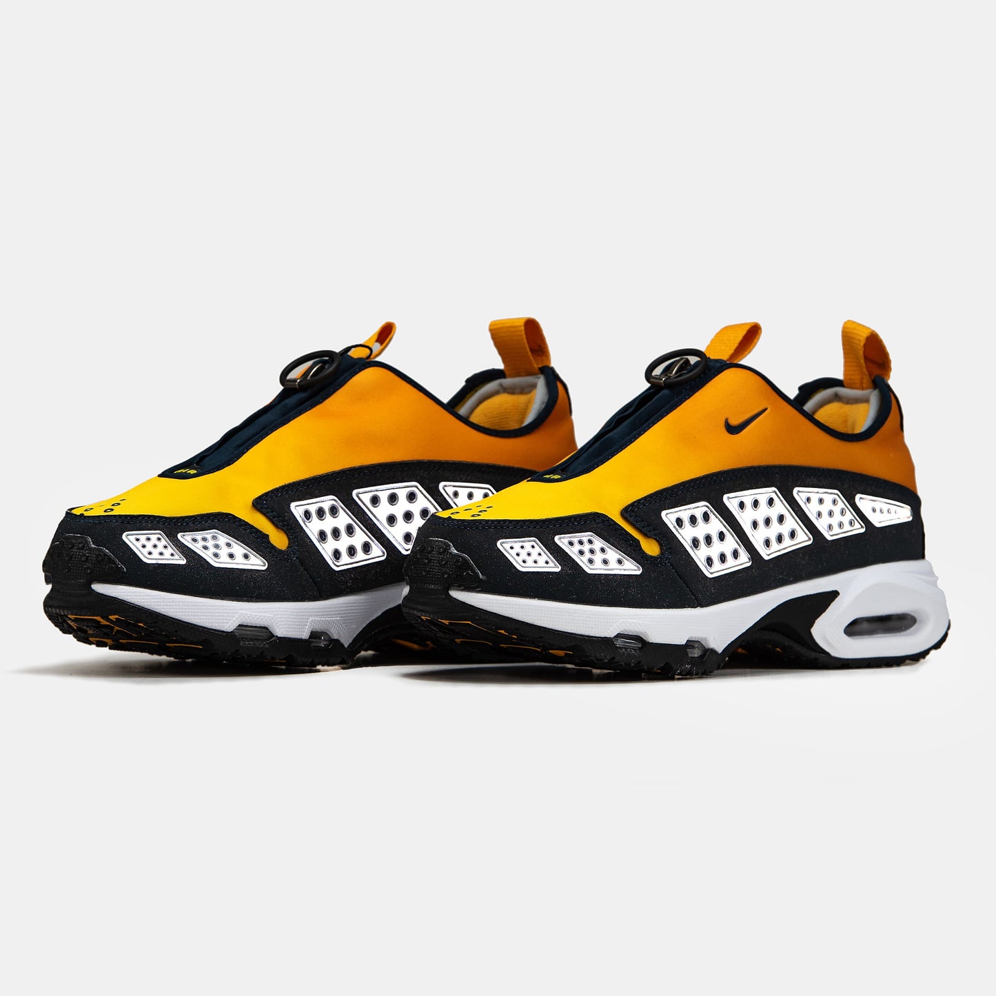 Nike Air Max SNDR Gore-Tex Orange Black / Canyon Gold Deep Ocean