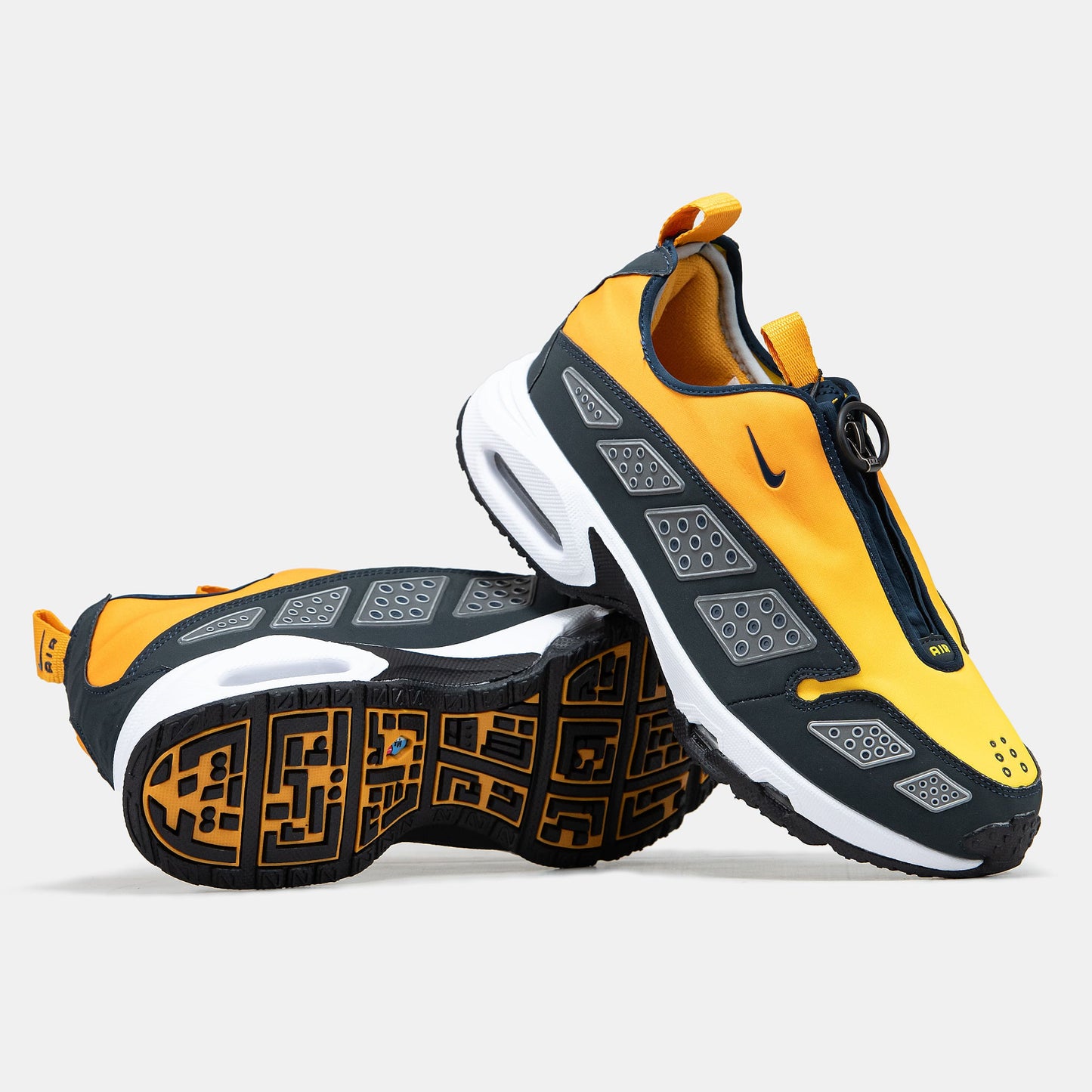 Nike Air Max SNDR Gore-Tex Orange Black / Canyon Gold Deep Ocean