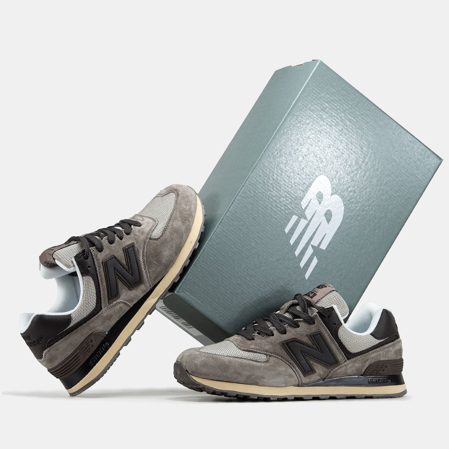 New Balance 574 Brown Black