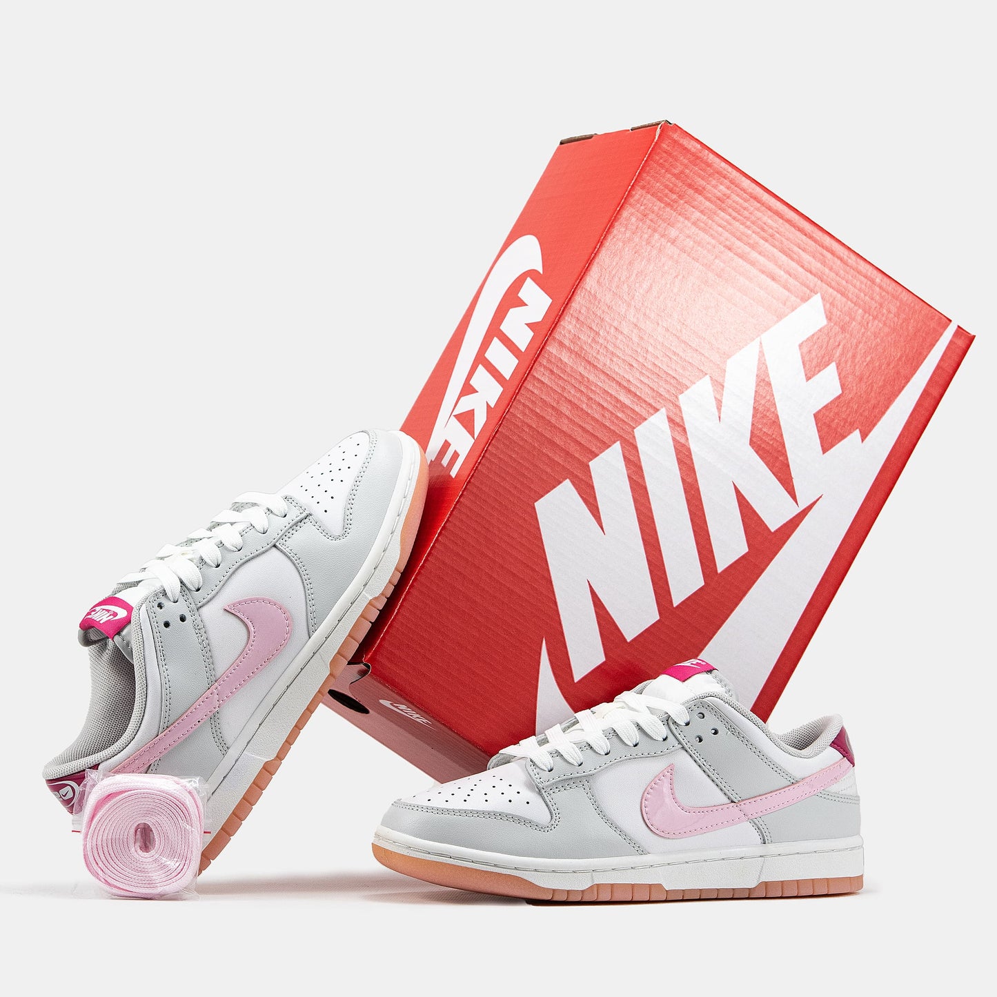 Nike SB Dunk Low 520 White Grey