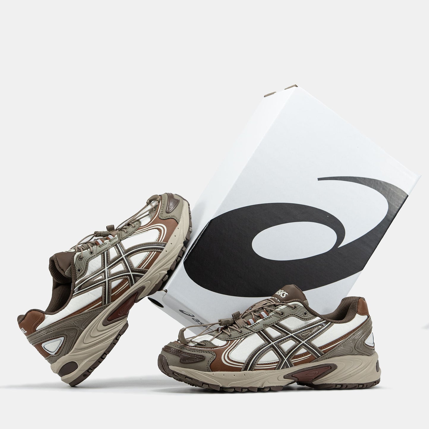 Asics Gel-Kahana TR V4 Brown White