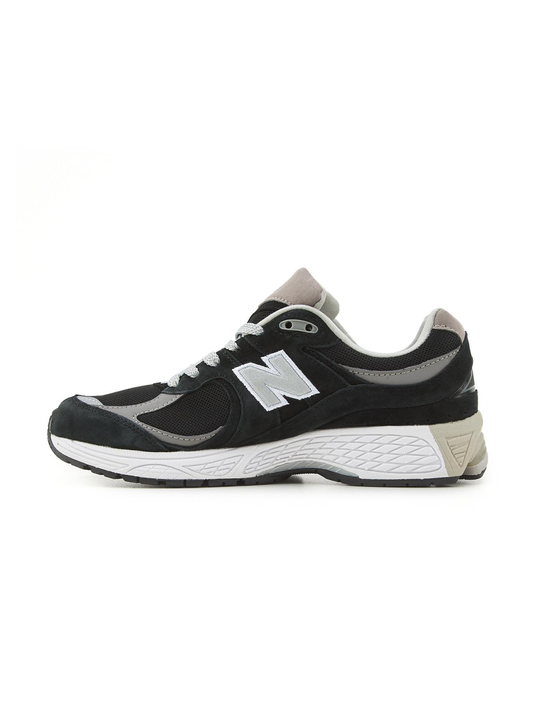 New Balance 2002R Gore-Tex Black Grey