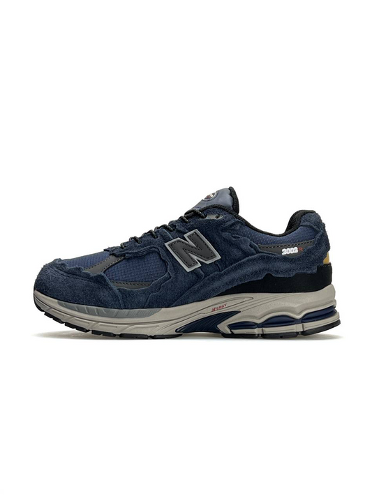 New Balance 2002R Gore-Tex Navy