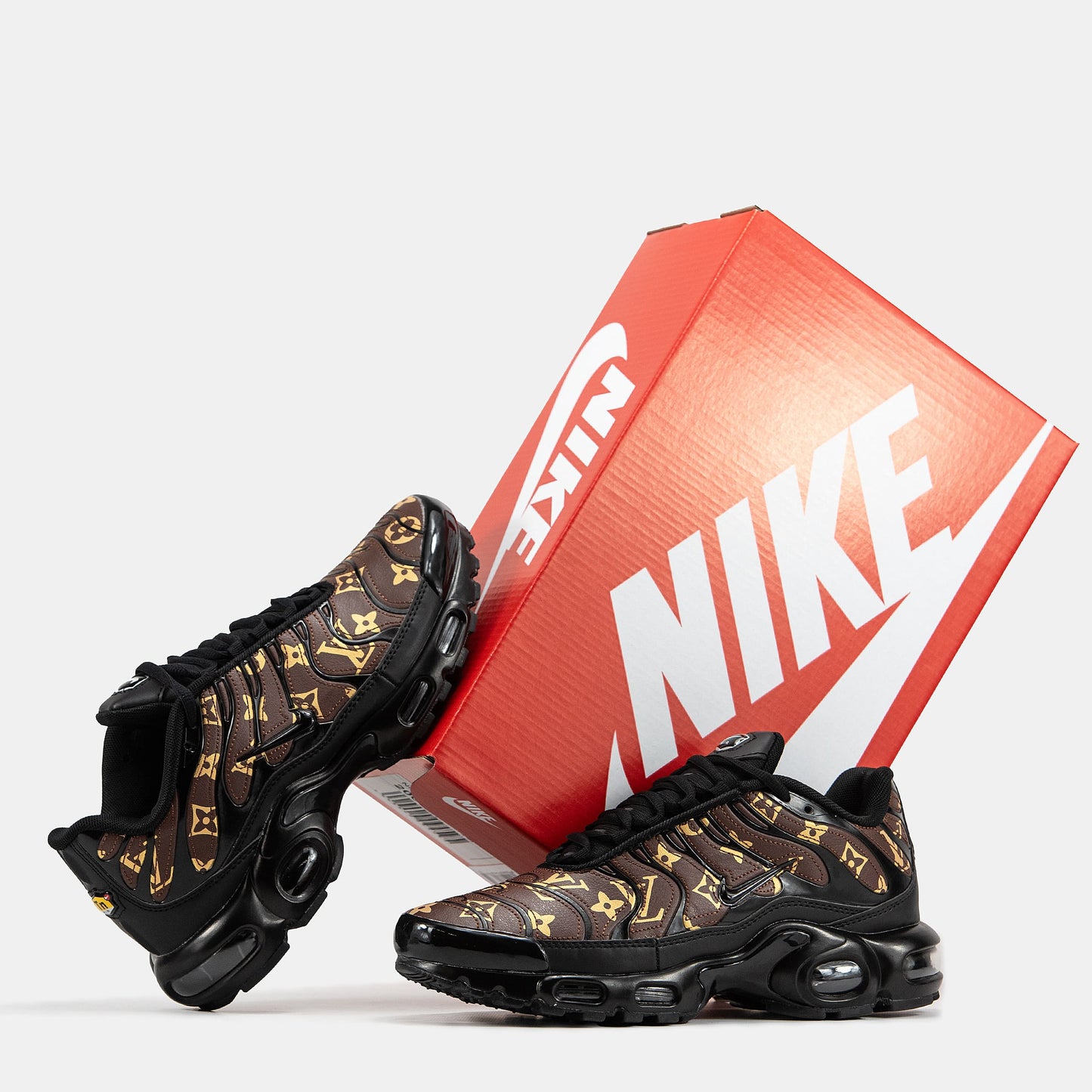 Nike Air Max Tn x Louis Vuitton Black Brown