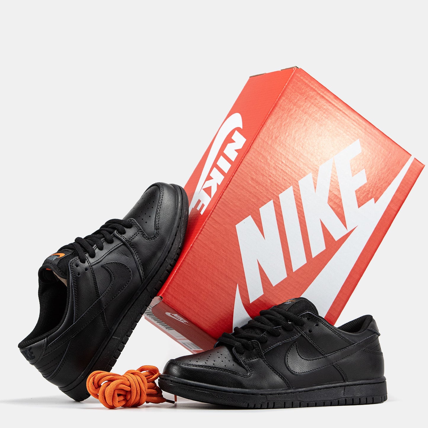 Nike SB Dunk Low All Black Leather