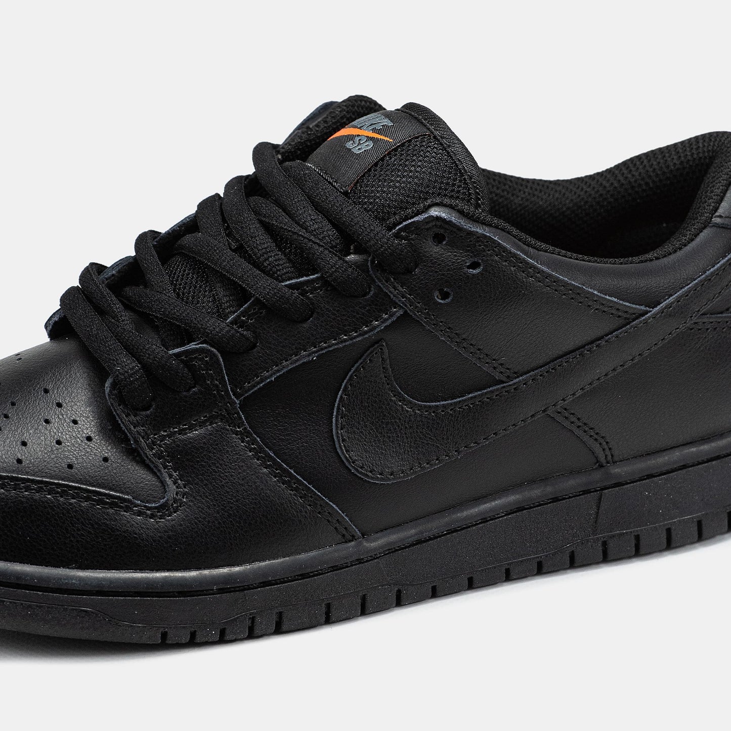 Nike SB Dunk Low All Black Leather