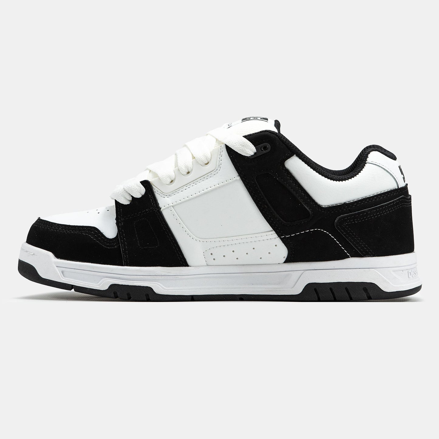 DC Stag White Black