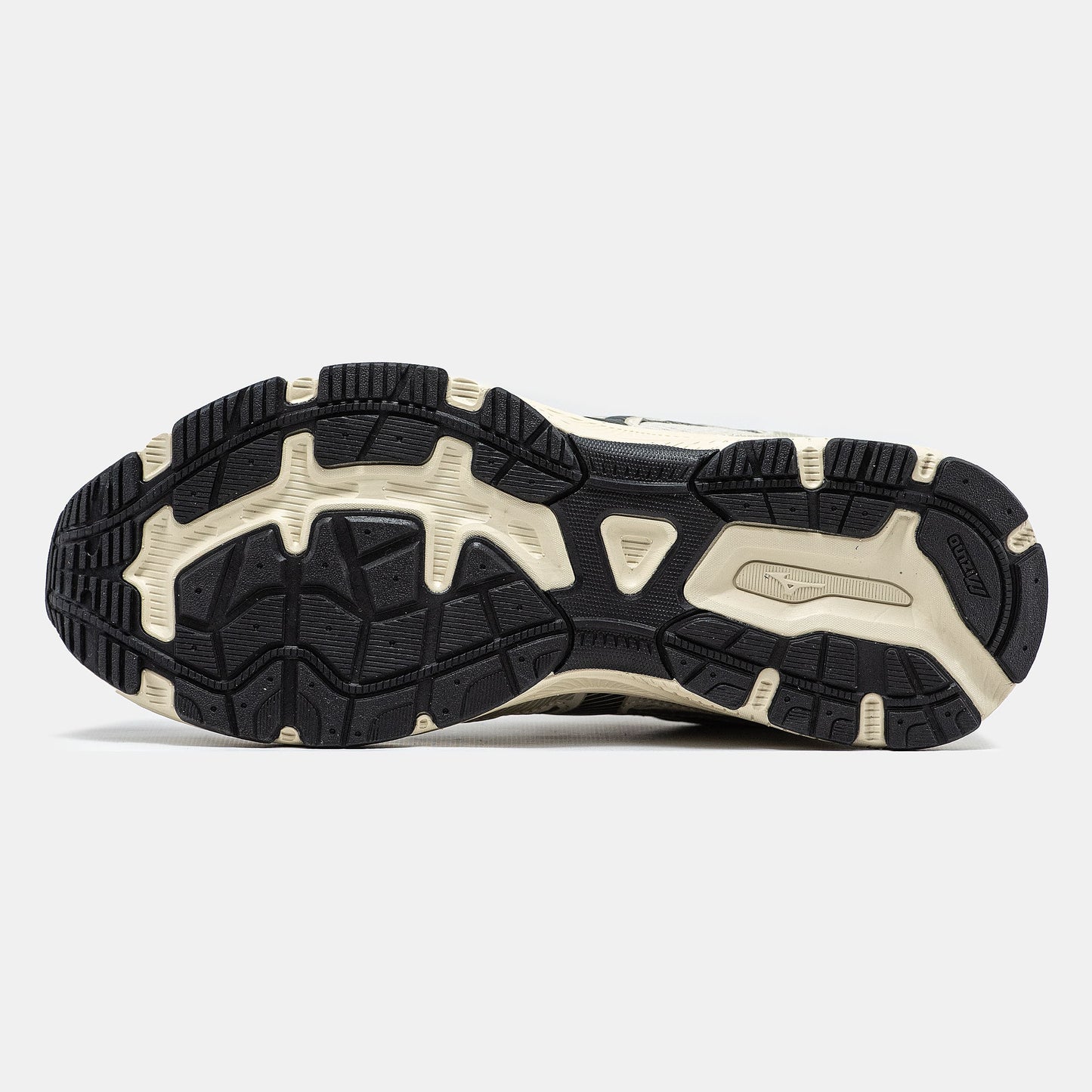 Mizuno Racer S Beige