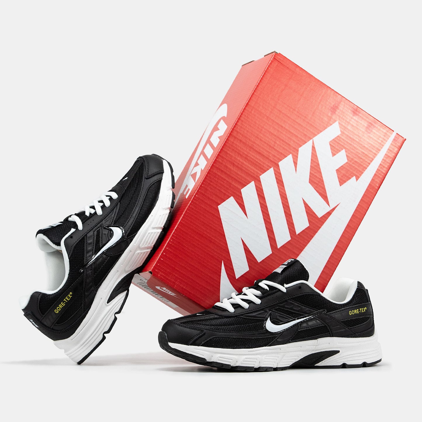 Nike Initiator Black White II Gore-Tex