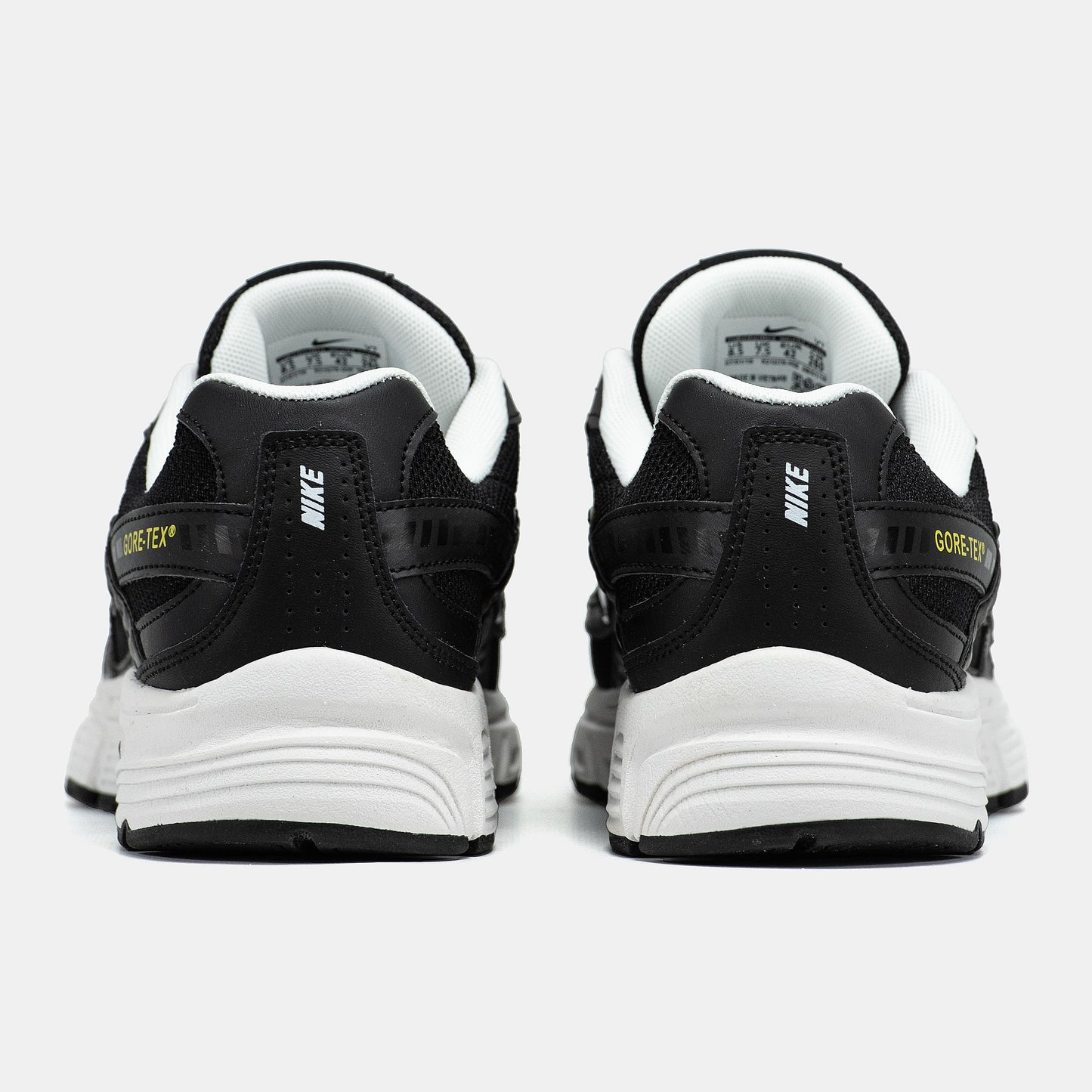 Nike Initiator Black White II Gore-Tex