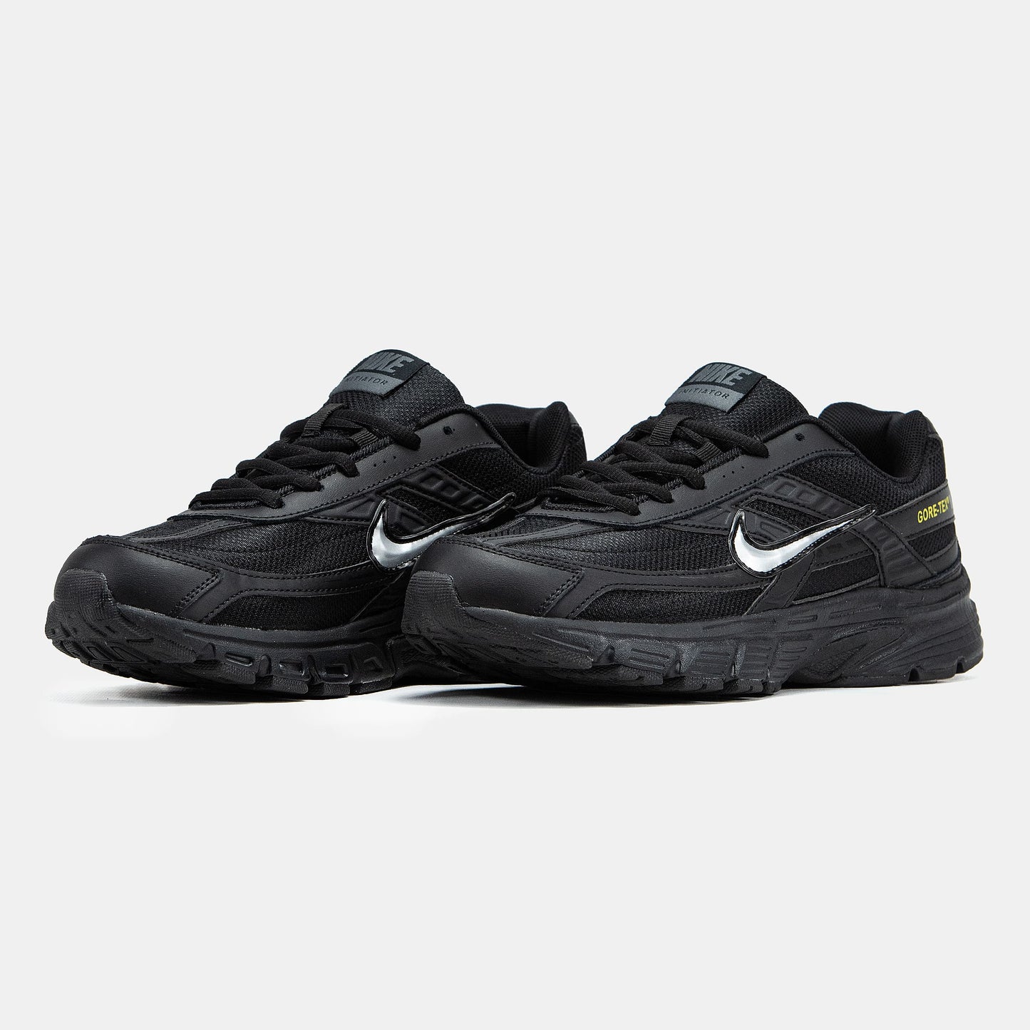 Nike Initiator Black White Logo Gore-Tex