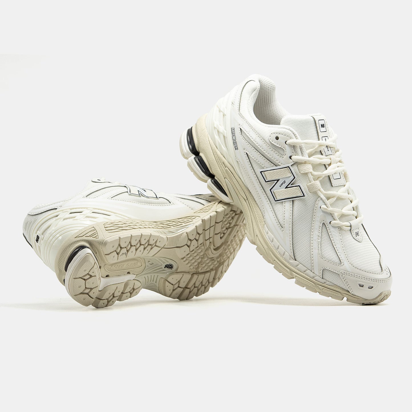 New Balance 1906R Cream